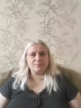 NyushaLollipop online show from 17, 6, 2026