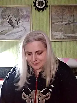 NyushaLollipop online show from 14, 3, 2026