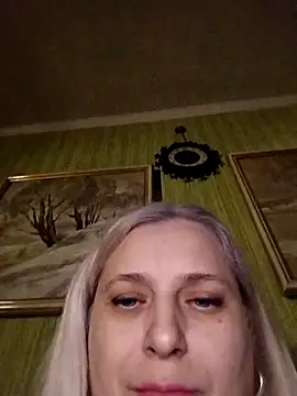 NyushaLollipop online show from 13, 1, 2026