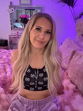 Snapshot of JulieSol chatting on 15, 2, 2026 JulieSol online show from 15, 2, 2026