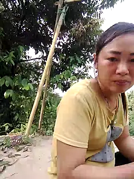 out-lustt online show from 4, 4, 2026