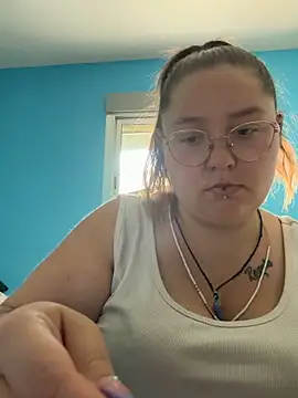 Snapshot of _maracr19_ chatting on 2, 6, 2026 maracr19 online show from 2, 6, 2026