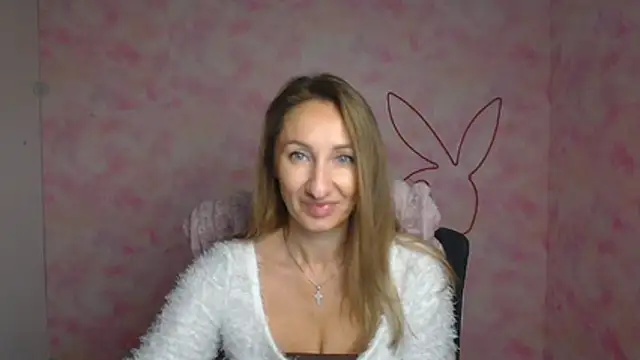 Diana Sweeet  online show from 9, 4, 2026
