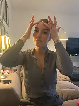 NovaLushhh online show from 24, 2, 2026