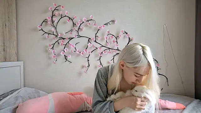 Snapshot of MisaMew chatting on 7, 5, 2026 MisaMew online show from 7, 5, 2026