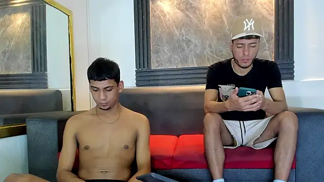 ALEX KEITH26 online show from 9, 4, 2026