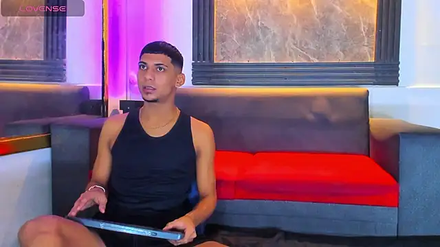 ALEX KEITH26 online show from 17, 4, 2026