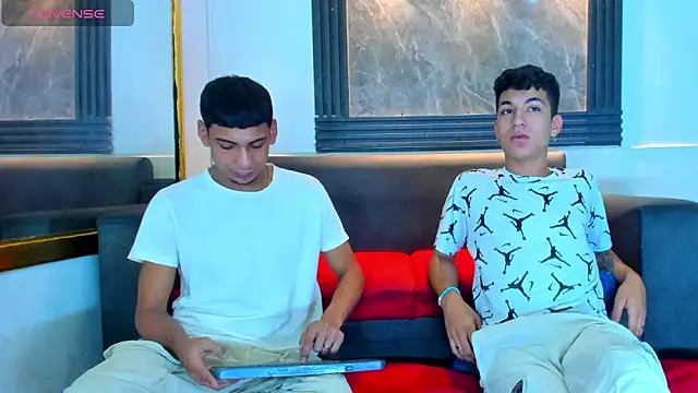 ALEX KEITH26 online show from 9, 4, 2026