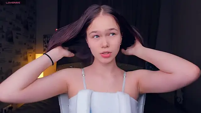 Snapshot of OwlLynn chatting on 16, 1, 2026 OwlLynn online show from 16, 1, 2026