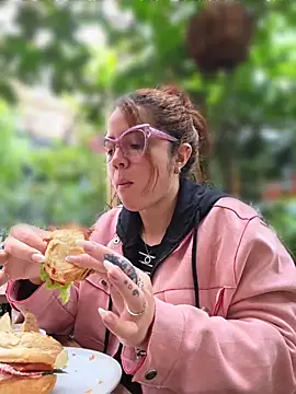 dani ferreer1 online show from 17, 3, 2026