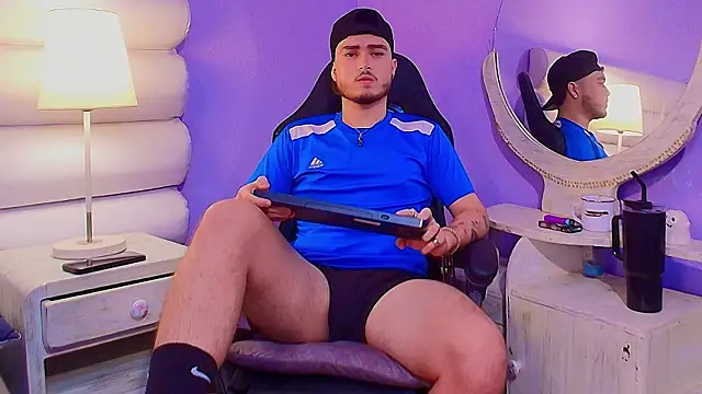 Salvattore Muller online show from 3, 2, 2026