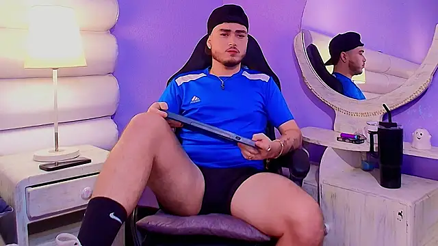 Salvattore Muller online show from 3, 2, 2026