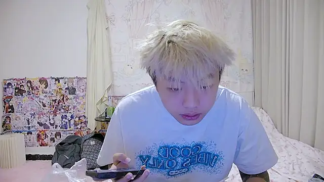 Chocolates-001 online show from 13, 4, 2026