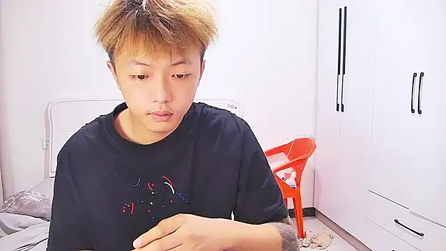 Chocolates-001 online show from 14, 6, 2026