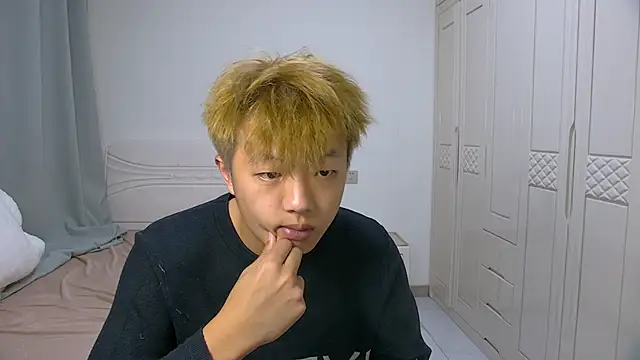 Chocolates-001 online show from 18, 2, 2026