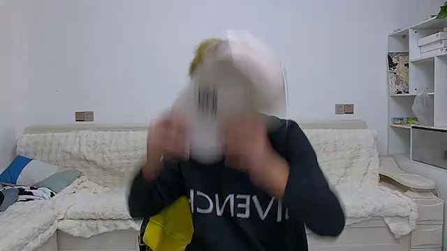 Chocolates-001 online show from 22, 2, 2026