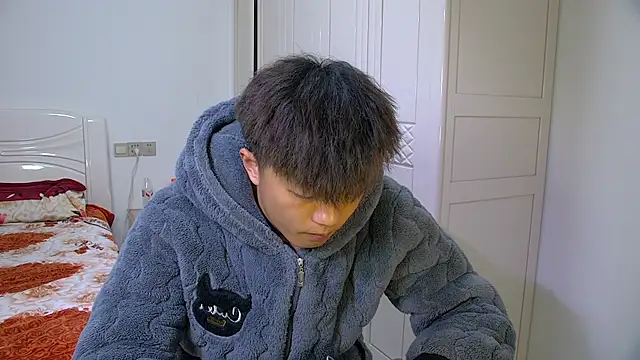 Chocolates-001 online show from 18, 1, 2026