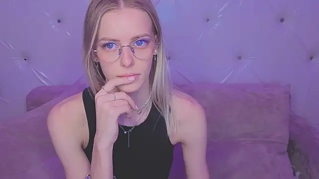 kittie like18 online show from 17, 5, 2026