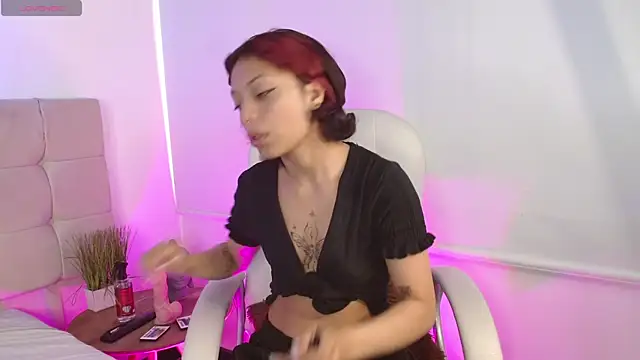 Snapshot of melodyy_as chatting on 4, 7, 2026 melodyy as online show from 4, 7, 2026