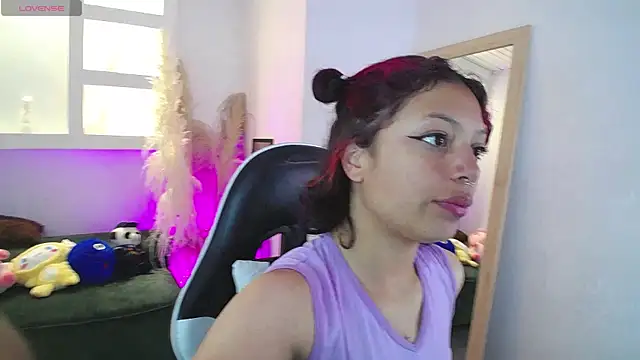Snapshot of melodyy_as chatting on 16, 6, 2026 melodyy as online show from 16, 6, 2026