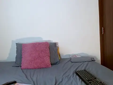 celeneortii online show from 11, 3, 2026