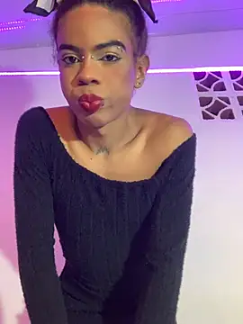 julietha sexy online show from 18, 4, 2026