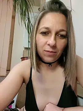 Snapshot of AdaJoy chatting on 2, 5, 2026 AdaJoy online show from 2, 5, 2026