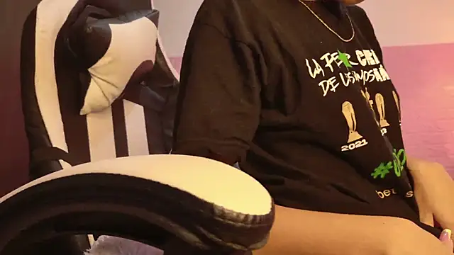 Dulce Stormy online show from 10, 3, 2026