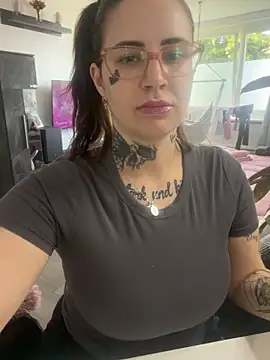 Snapshot of NyxTattoo chatting on 10, 6, 2026 NyxTattoo online show from 10, 6, 2026