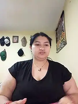 Snapshot of LauraHorny69 chatting on 6, 5, 2026 LauraHorny69 online show from 6, 5, 2026