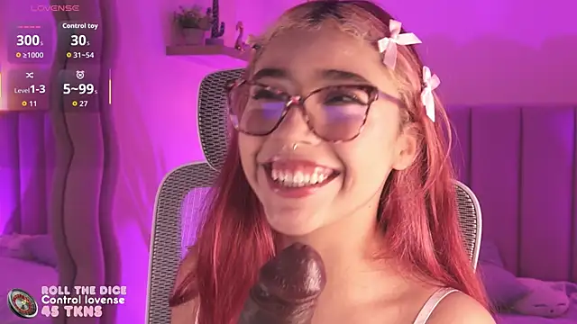 Dakota velvet  online show from 8, 4, 2026