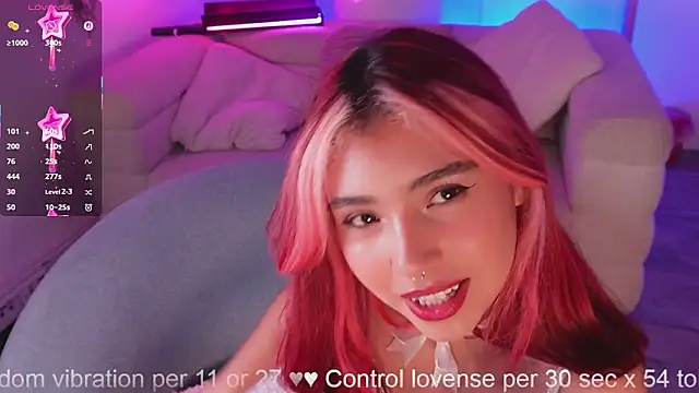 Dakota velvet  online show from 23, 2, 2026