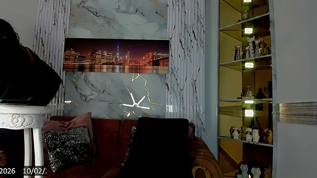 Swan Duchess online show from 10, 2, 2026