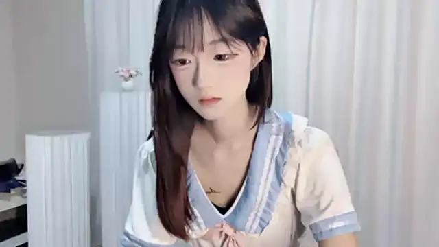 Snapshot of qingqing_love2025 chatting on 13, 5, 2026 qingqing love2025 online show from 13, 5, 2026