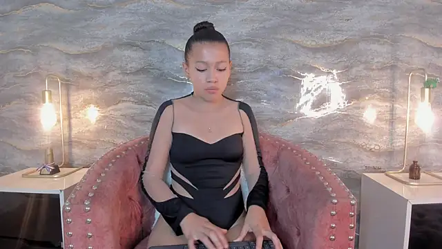 SHINYY STAR  online show from 26, 2, 2026