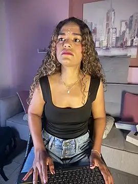 Snapshot of AngelPinkk_ chatting on 18, 3, 2026 AngelPinkk online show from 18, 3, 2026