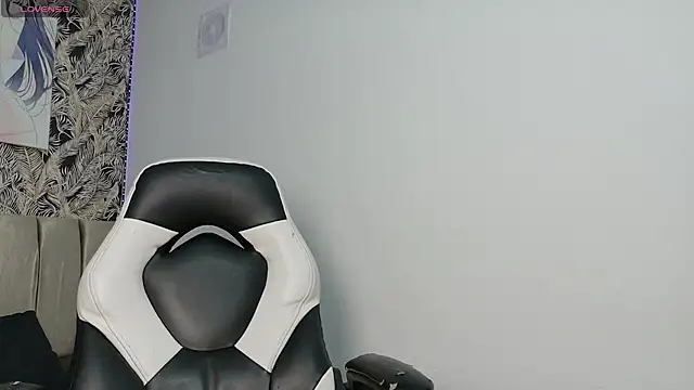 Tinyscarlett online show from 8, 2, 2026