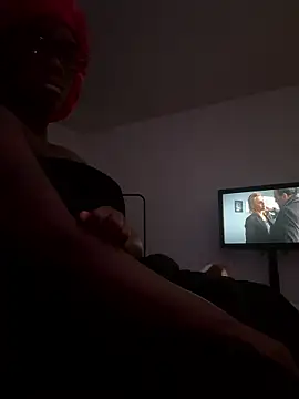 icelyne 2001 online show from 14, 1, 2026