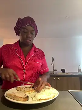 icelyne 2001 online show from 9, 3, 2026