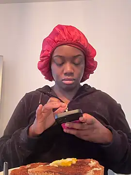 icelyne 2001 online show from 24, 2, 2026