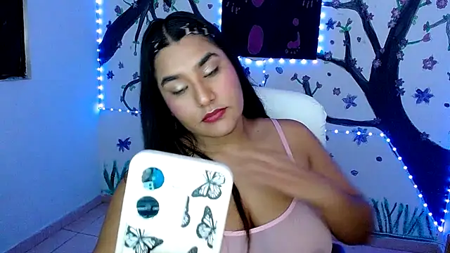 Im May  online show from 18, 4, 2026