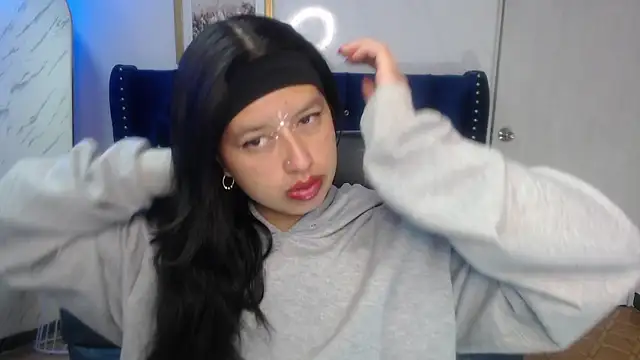 Candy Rose v online show from 4, 3, 2026