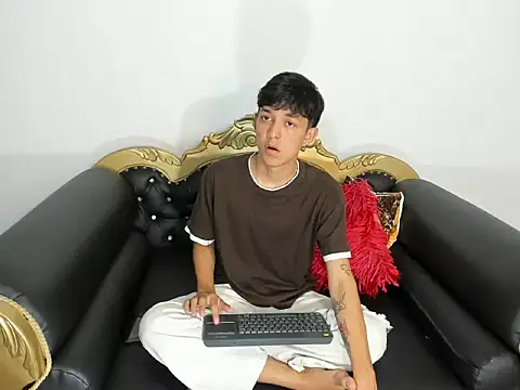 Snapshot of jisus_catt chatting on 4, 2, 2026 jisus catt online show from 4, 2, 2026