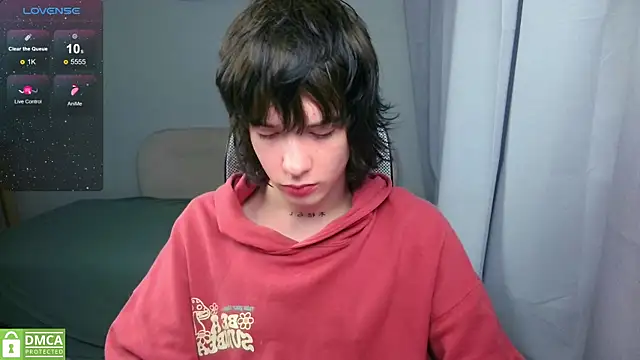 Snapshot of LeonBoykisser chatting on 20, 5, 2026 LeonBoykisser online show from 20, 5, 2026