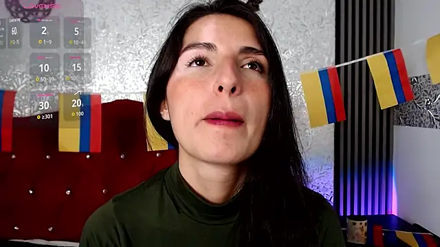 MiaVelasquez01 online show from 18, 6, 2026