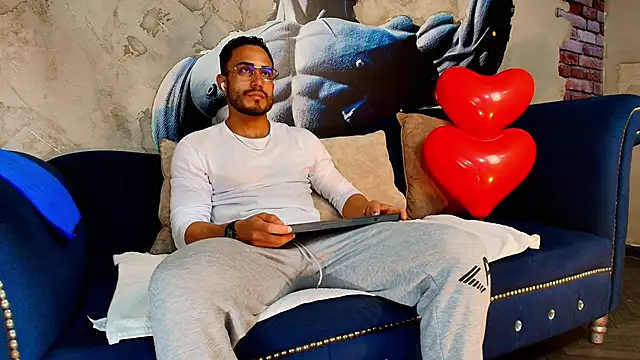 Vans Ross online show from 14, 2, 2026