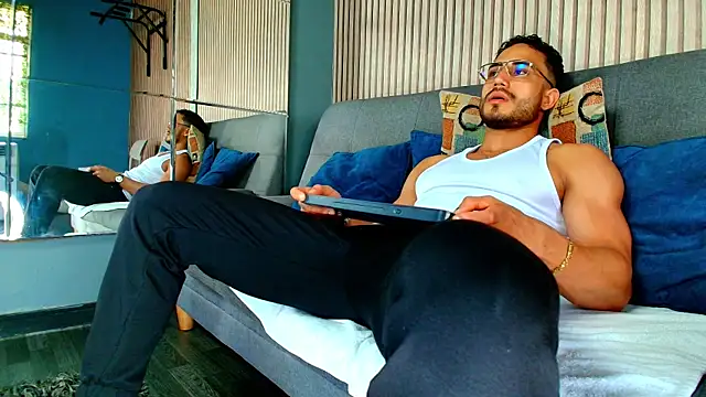 Vans Ross online show from 18, 2, 2026