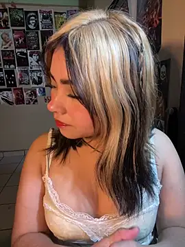 pinkybombon online show from 8, 2, 2026