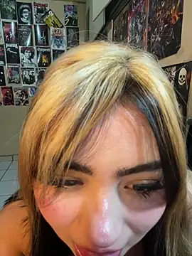 pinkybombon online show from 9, 2, 2026