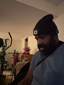Snapshot of KOdaLion chatting on 3, 5, 2026 KOdaLion online show from 3, 5, 2026